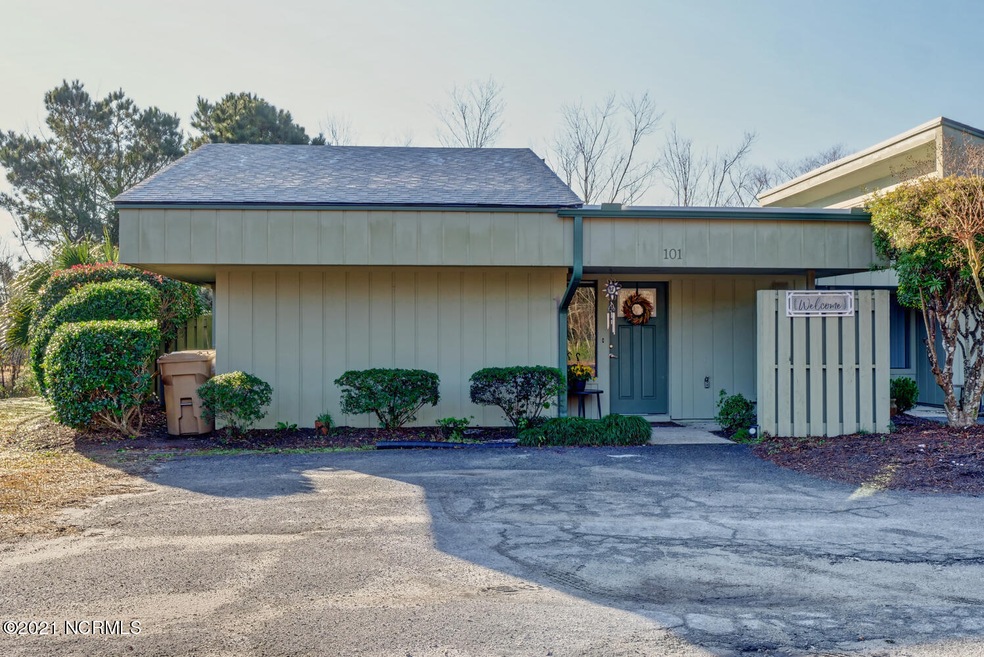 101 N Belvedere