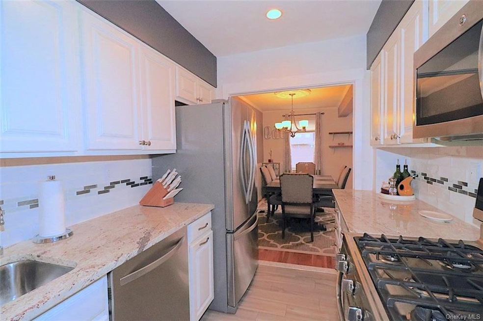 Beautiful white kitchen