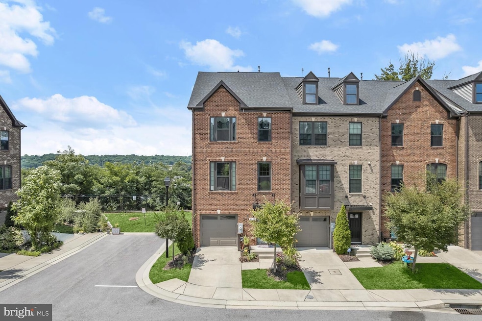 4200 Skyview, Baltimore, MD 21211 - photo 1