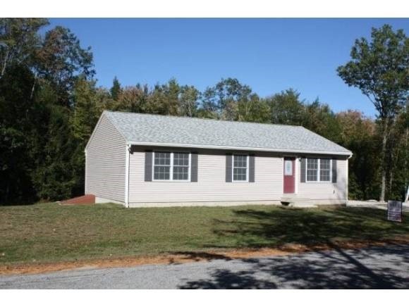 404 Deerfield Rd, Allenstown, NH 03275 - photo 1