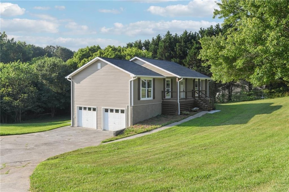 624 Brigham Cir, Canton, GA 30115 - photo 1