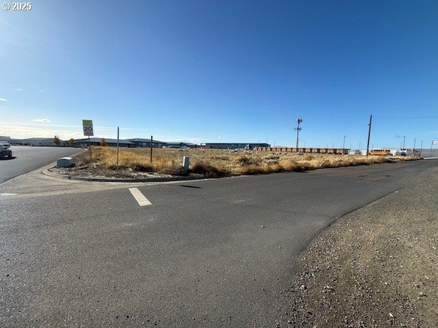 0 SE Kelli Blvd unit 362259954, Hermiston, OR 97838 - photo 1