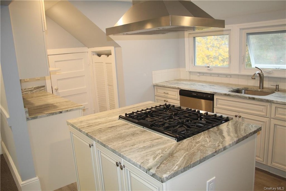 4 Voorhis Point, Nyack, NY 10960 - photo 1