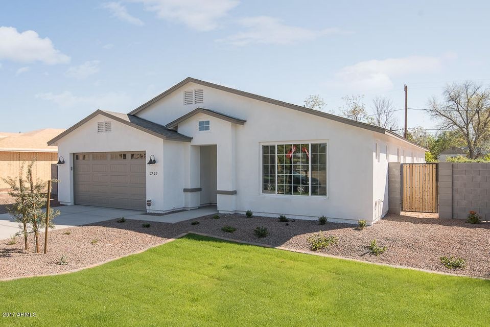 2425 N 27th St, Phoenix, AZ 85008 - photo 1