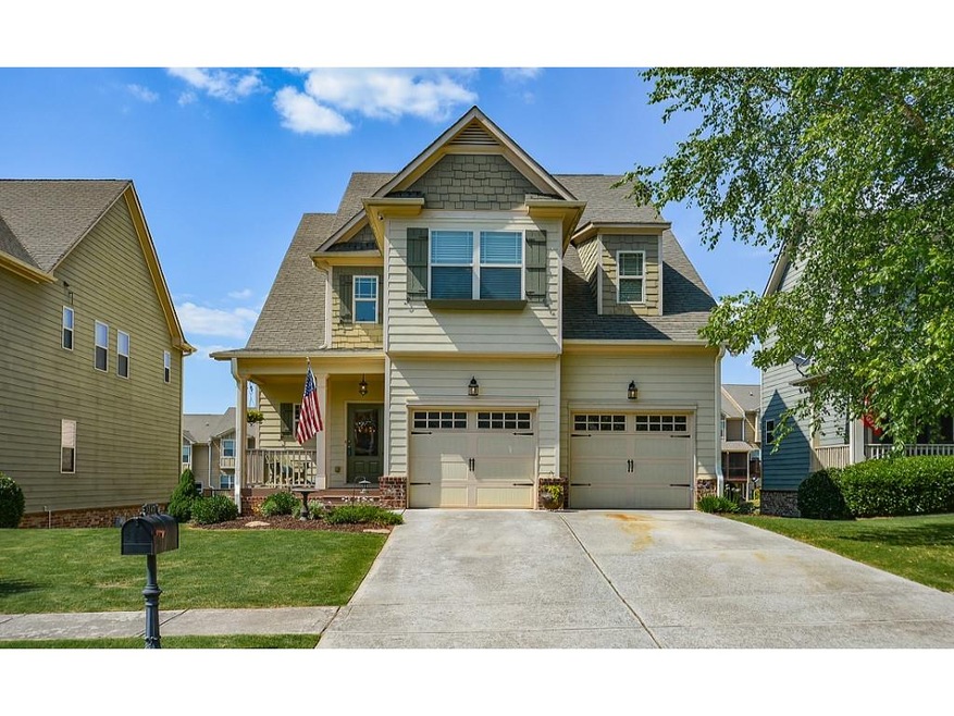 Delightful 5 bedroom, 2.5 bath traditional charmer