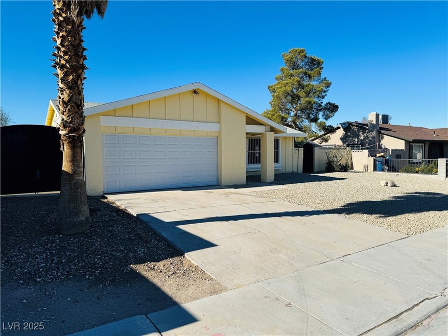 5625 Oxbow St, Las Vegas, NV 89119 - photo 1