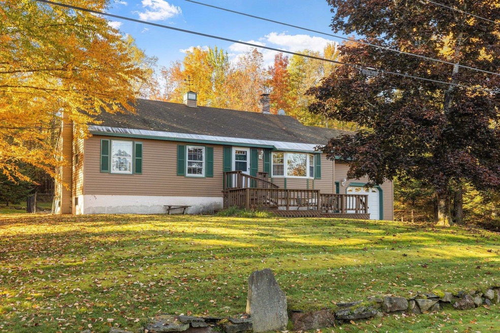 76 James St, Bethlehem, NH 03574 - photo 1