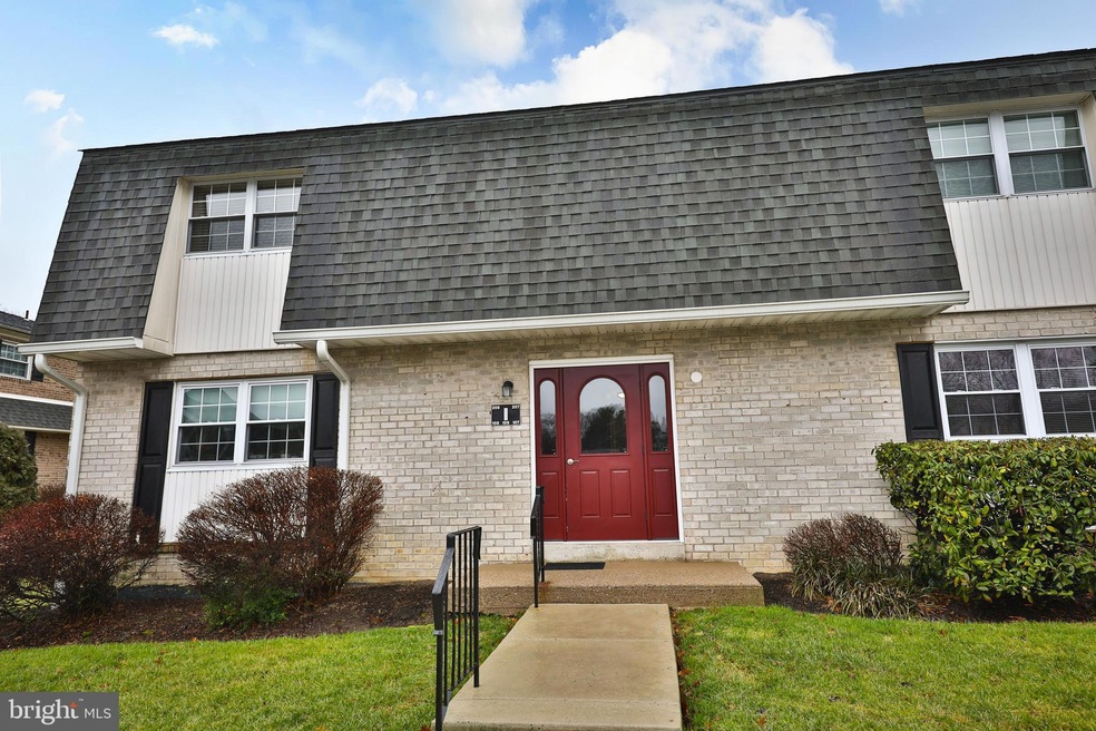 598 Belmont Ave, Southampton, PA 18966 - photo 1