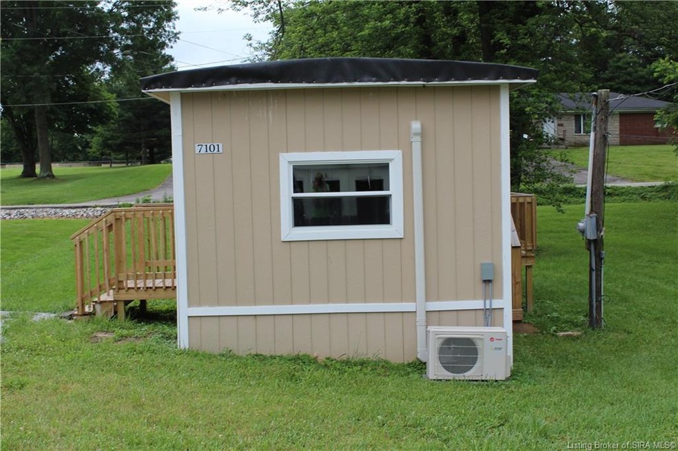 7101 High St, Floyds Knobs, IN 47119 - photo 1