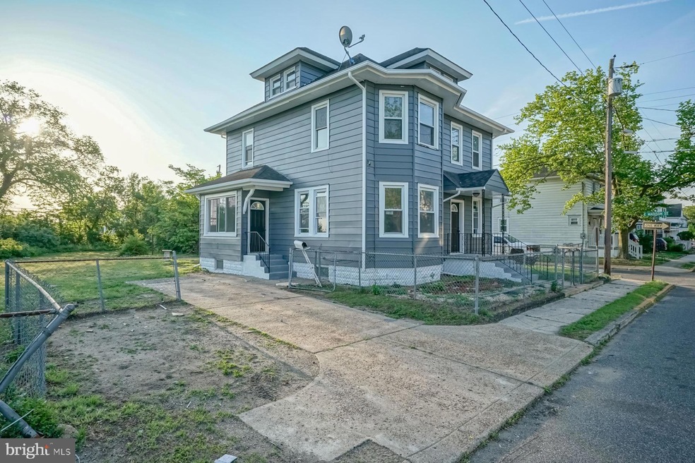 815 N Chestnut St, Paulsboro, NJ 08066 - photo 1