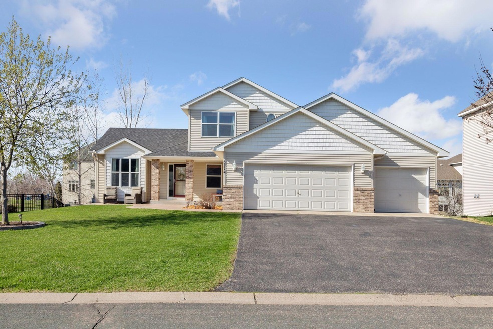 5714 126th St N, Hugo, MN 55038 - photo 1