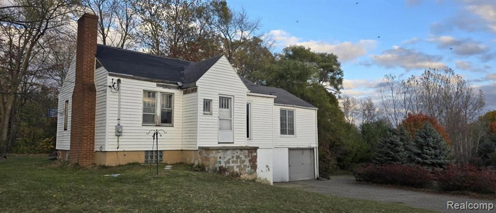 3186 E Grand Blanc Rd, Grand Blanc, MI 48439 - photo 1