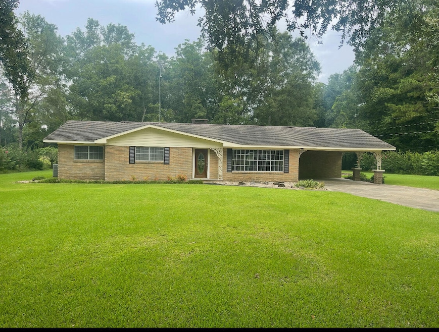 125 Tolar Cut Off, Columbia, MS 39429 - photo 1