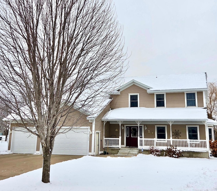 202 Park Ct, Albany, MN 56307 - photo 1