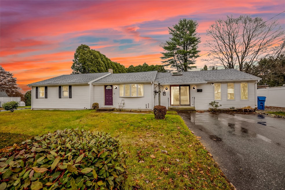 Under Contract $324,900