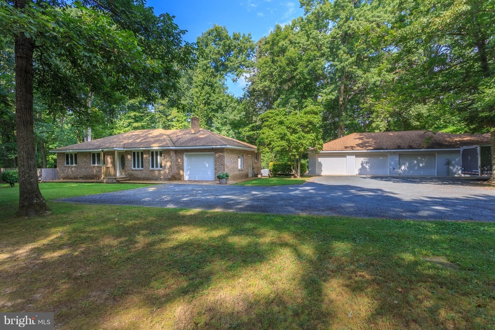 9802 Fairlee Rd, Chestertown, MD 21620 - photo 1