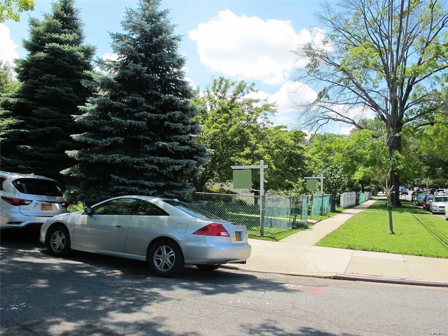 217-20 43rd Ave, Bayside, NY 11361 - photo 1