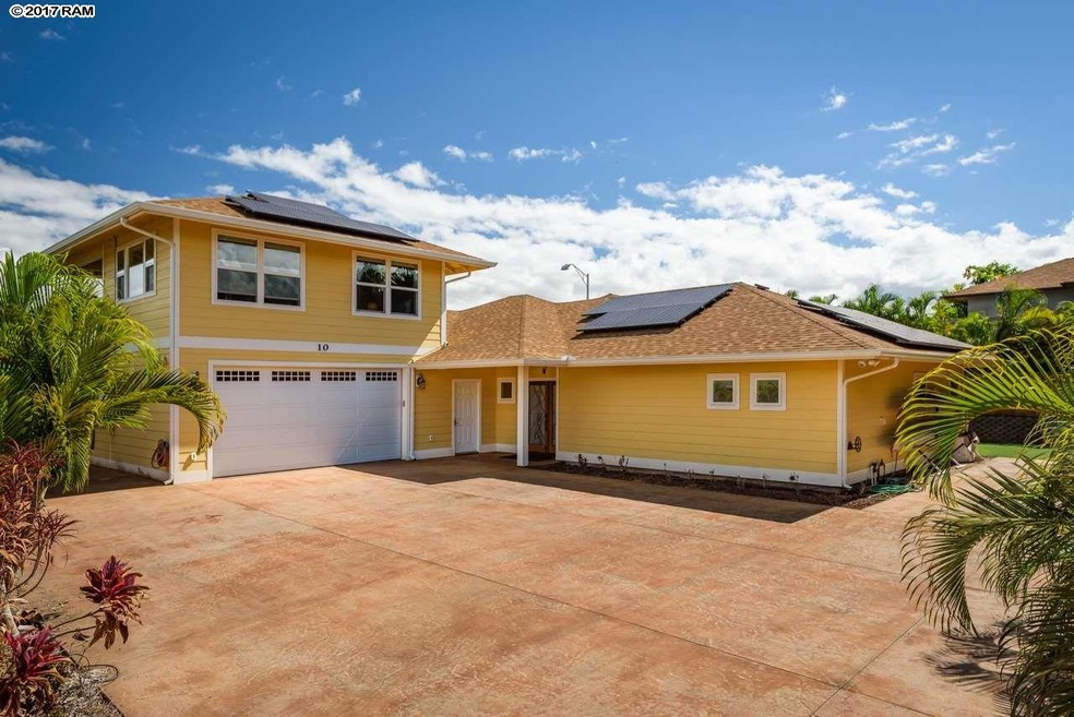 In a most convenient Central Kihei location - Kama