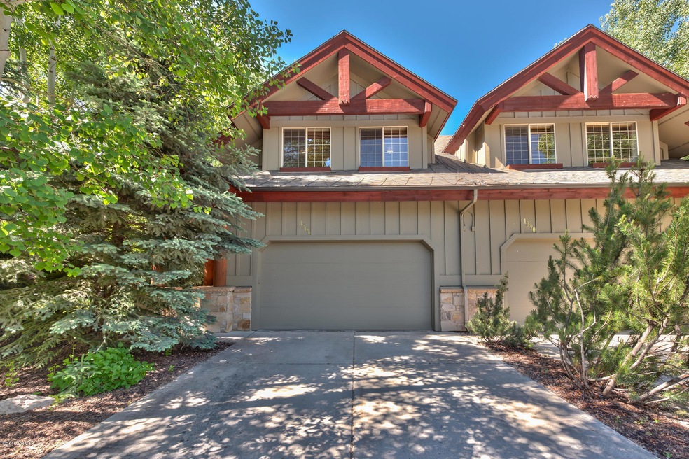 1366 Meadow Loop Dr Park City-028-052-13