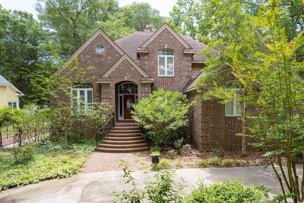 For Sale $639,900 • Co-Listing Agent