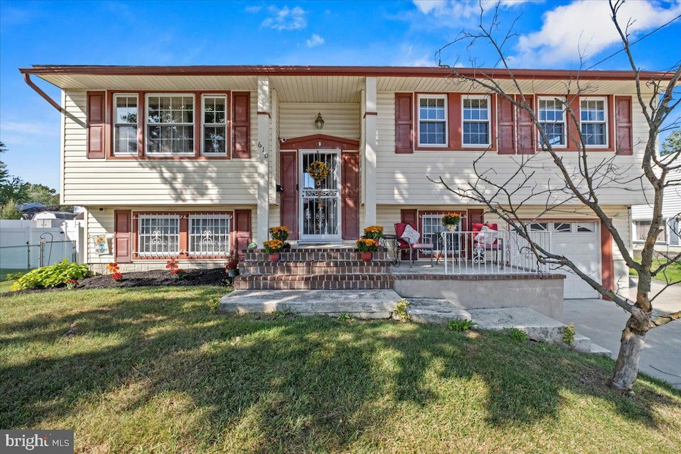 610 Howell Dr, Westampton, NJ 08060 - photo 1