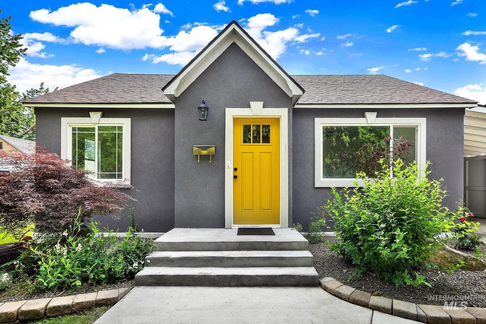 320 Almond St, Nampa, ID 83686 - photo 1