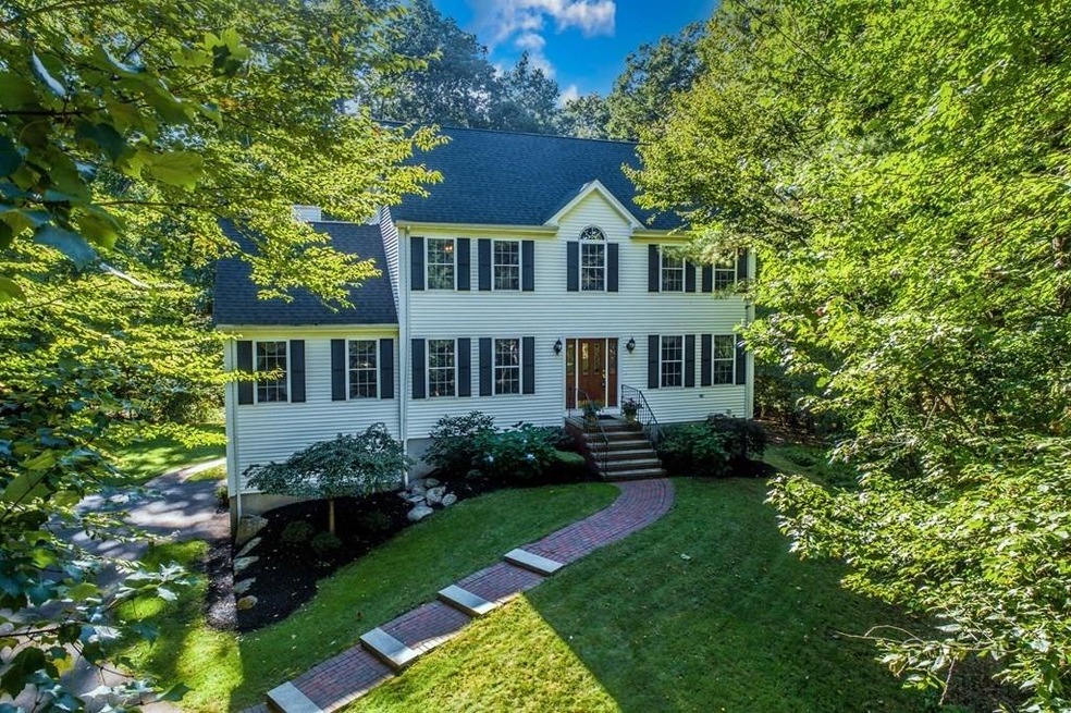 21 Tanglewood Dr, Franklin, MA 02038 - photo 1