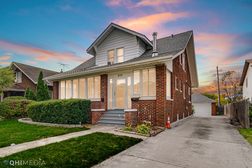 835 N Center St, Naperville, IL 60563 - photo 1