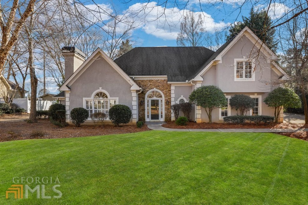 430 Clubfield Dr, Roswell, GA 30075 - photo 1