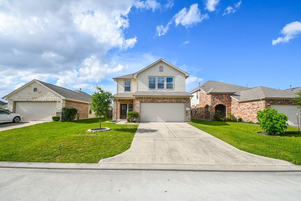 2774 Donellan Dr, Houston, TX 77088 - photo 1