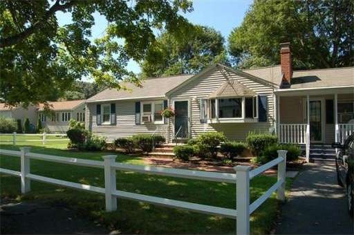 17 Henderson Rd, Woburn, MA 01801 - photo 1