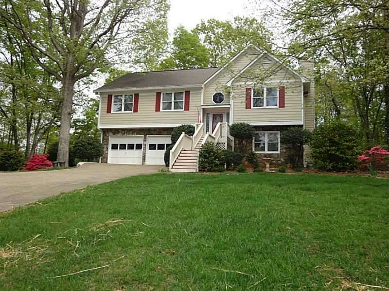 Exterior Front. Welcome Home.. HUGE extension addi