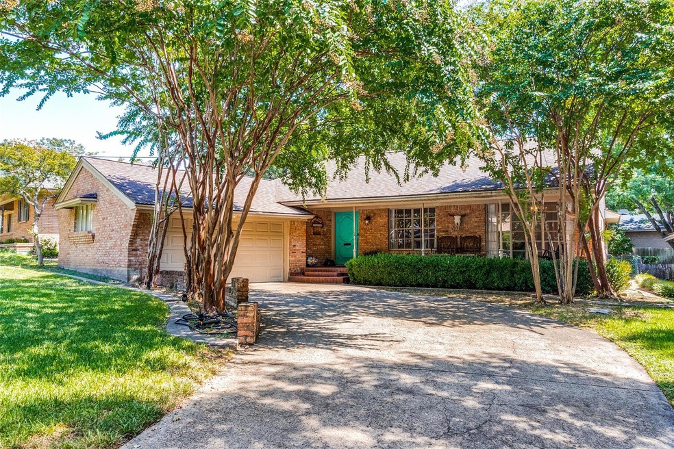 7278 Williamson Cir, Dallas, TX 75214 - photo 1