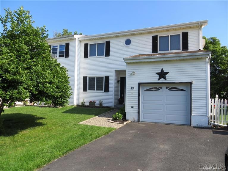 23 Fieldstone Blvd, Wappingers Falls, NY 12590 - photo 1