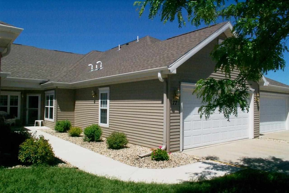 77 Northlight Way, Fitchburg, WI 53711 - photo 1