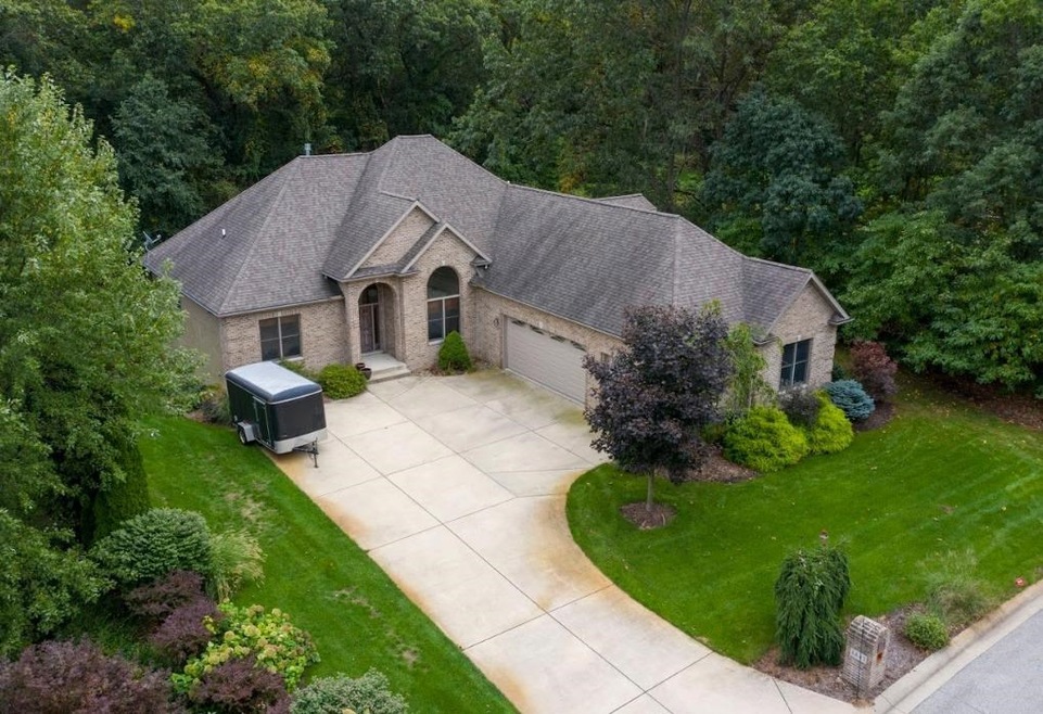 3847 N Malaga Dr E, La Porte, IN 46350 - photo 1