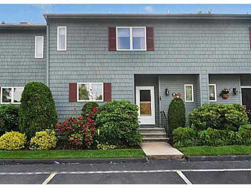 100 Hoffman Ave unit 7, Cranston, RI 02920 - photo 1