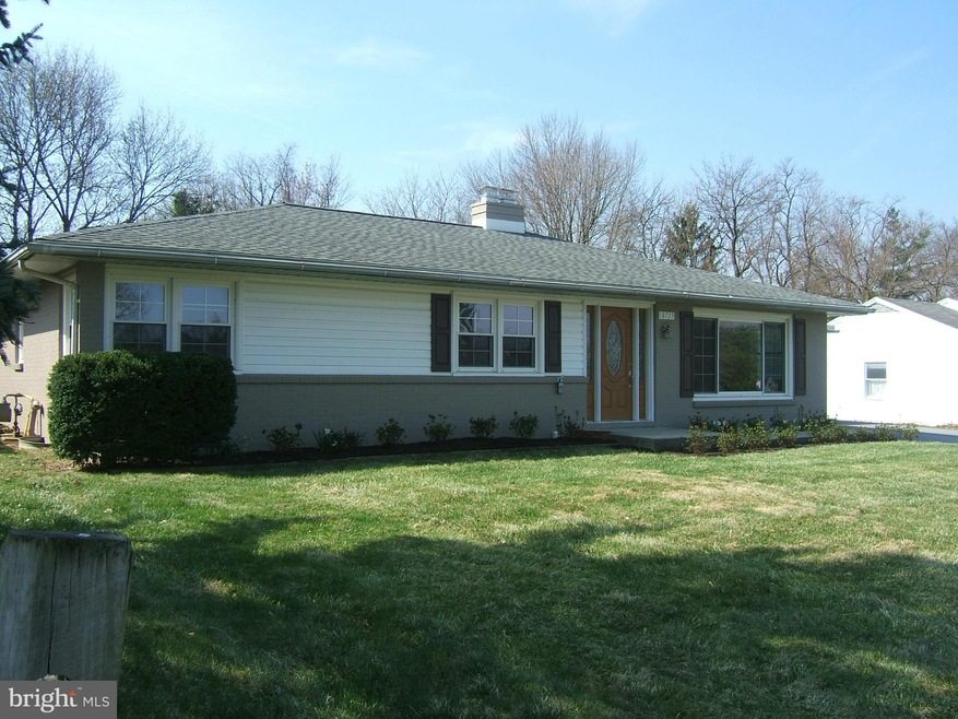 18723 Rolling Rd, Hagerstown, MD 21742 - photo 1