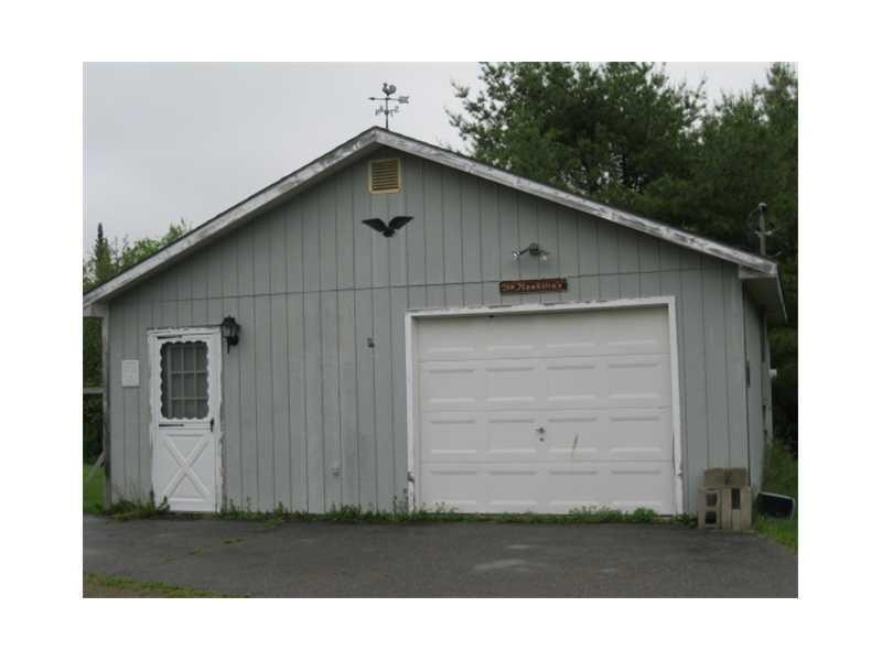 Garage.