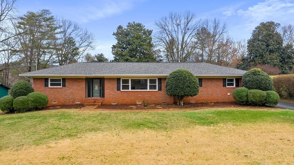 3016 Highland Dr NE, Cleveland, TN 37312 - photo 1