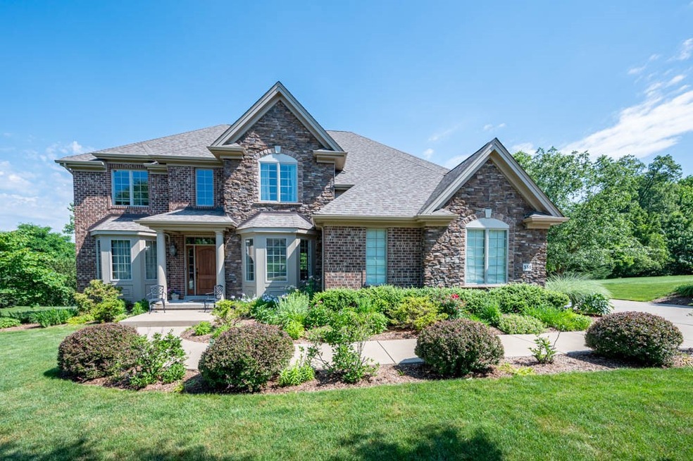 Wonderful Beauty located in Woodside Estates in th