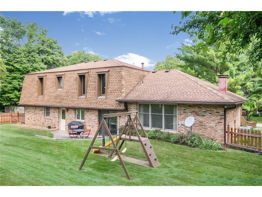 243 Lamplite Ln SE, Cedar Rapids, IA 52403 - photo 1