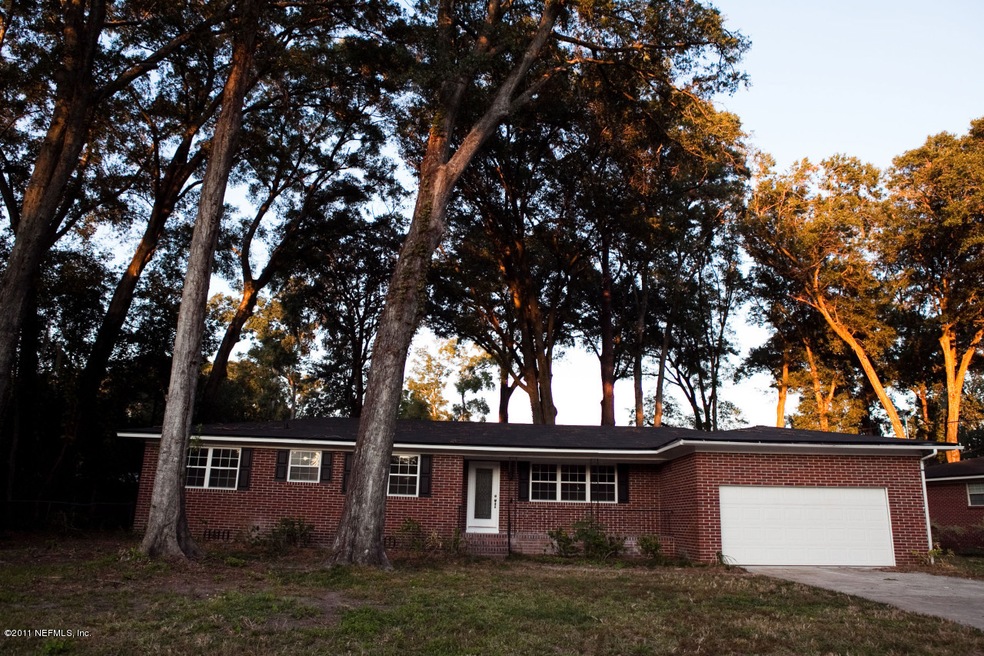 6185 Riviera Ln, Jacksonville, FL 32216 - photo 1