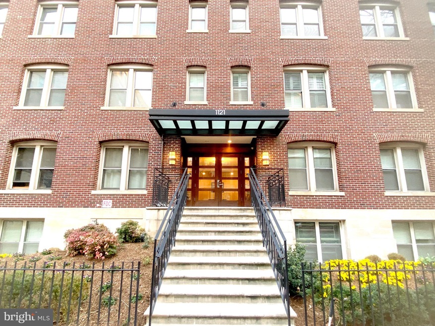 1121 24th St NW unit 209, Washington, DC 20037 - photo 1