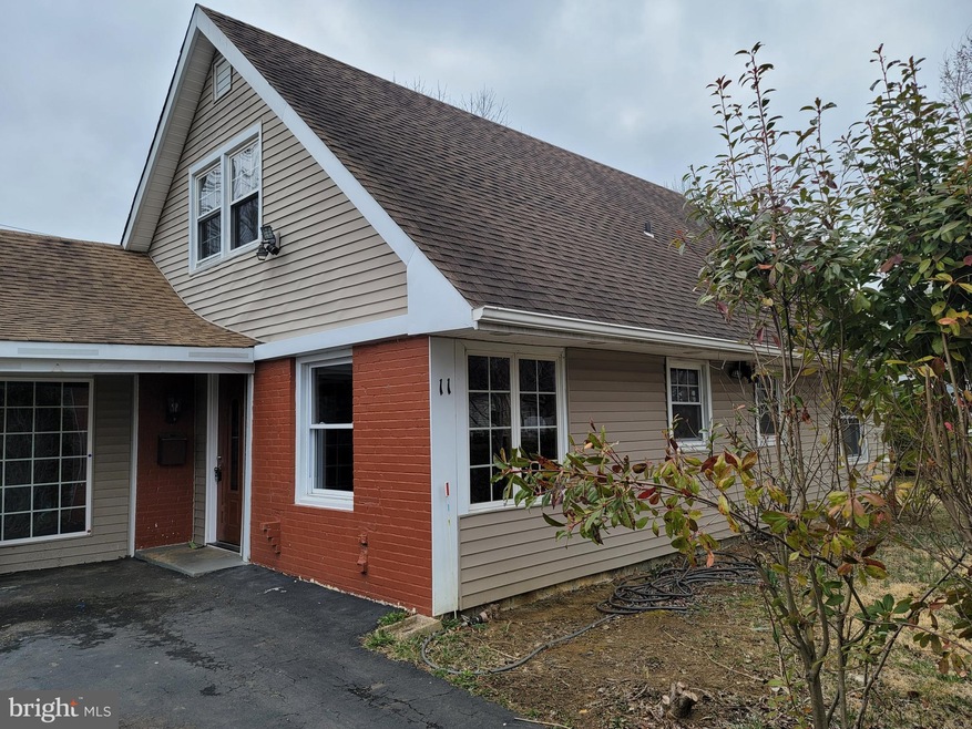 11 Pennypacker Dr, Willingboro, NJ 08046 - photo 1