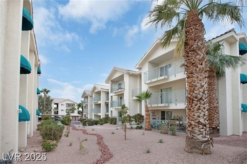 3550 Bay Sands Dr unit 3064, Laughlin, NV 89029 - photo 1