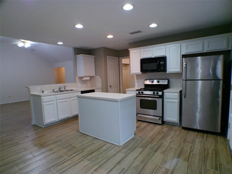 For Rent $1,950/month