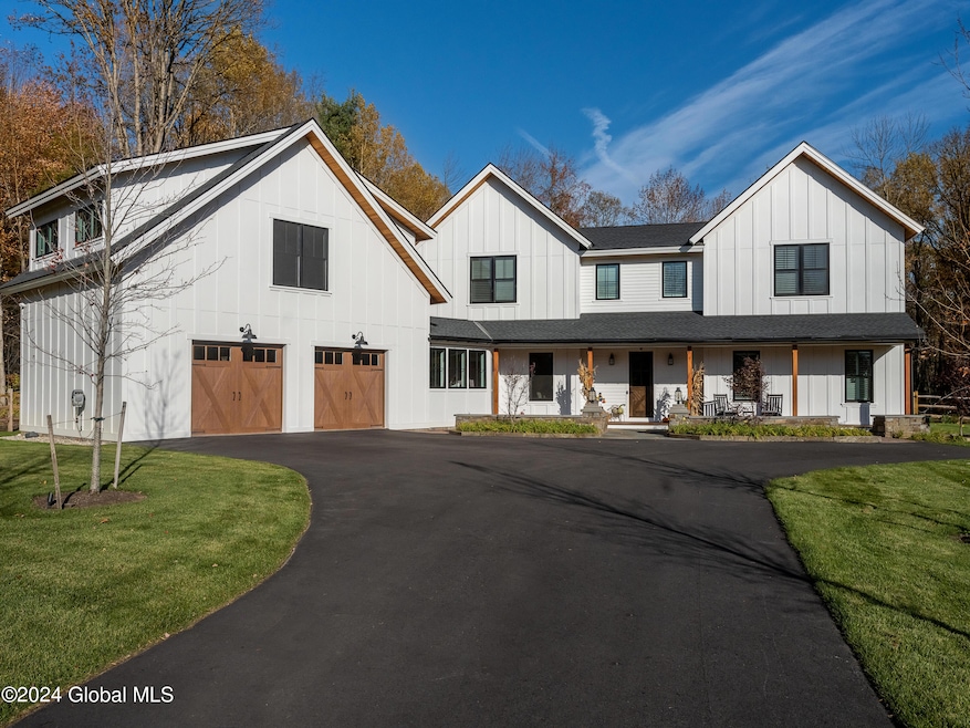 Modern Farmhouse