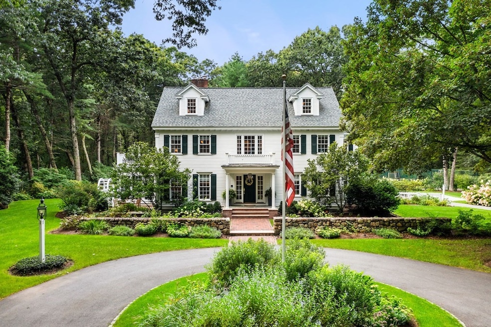 7 West Hollow, Andover, MA 01810 - photo 1