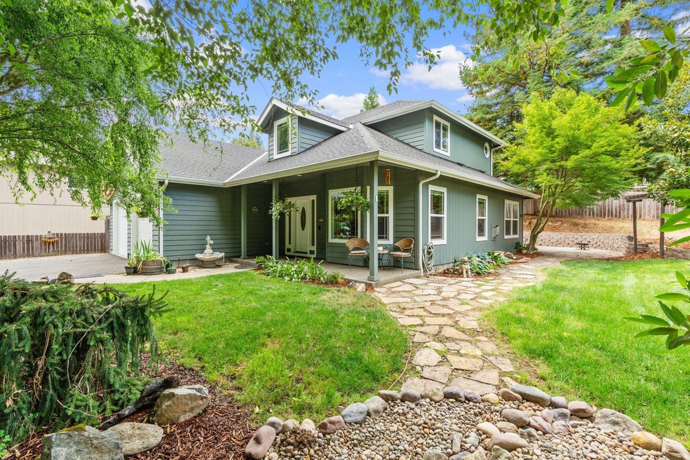 1314 NW Bellevue Place, Grants Pass, OR 97526 - photo 1